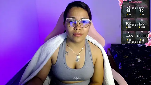 sexydiabliita online show from June 8, 12:28 am