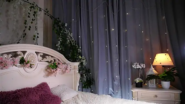 MelaineCore online show from July 28, 8:52 pm