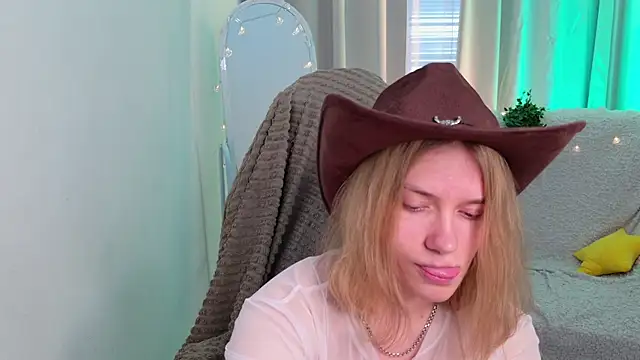 MilanaRayy online show from July 31, 5:52 am