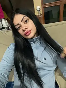 belababyy online show from June 19, 11:46 am