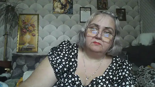 MarinaFarina53 online show from July 28, 2:13 pm