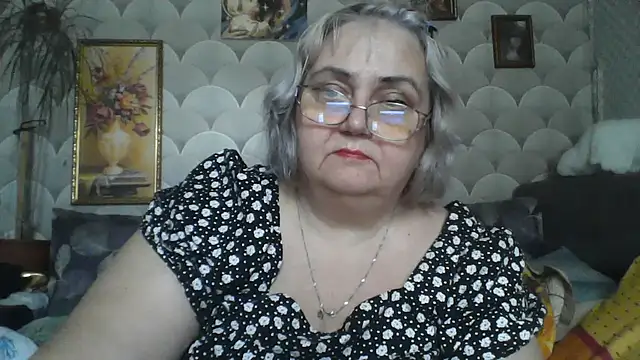 MarinaFarina53 online show from July 28, 12:48 pm