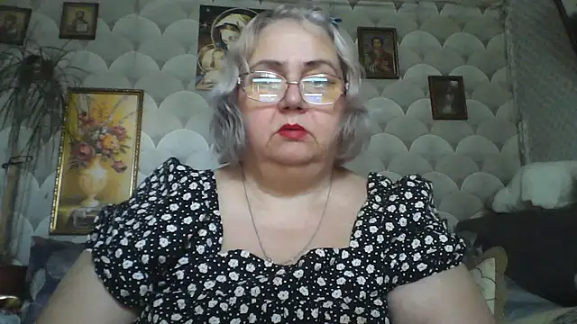 MarinaFarina53 online show from July 28, 6:55 am