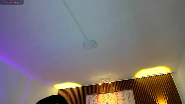 Aisha Vex online show from July 9, 1:35 pm