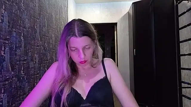 EsmaPons online show from July 24, 7:33 pm