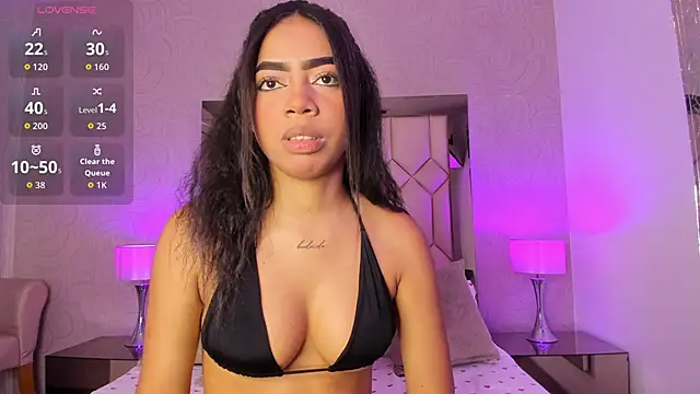 TyraKayne online show from May 19, 3:24 am