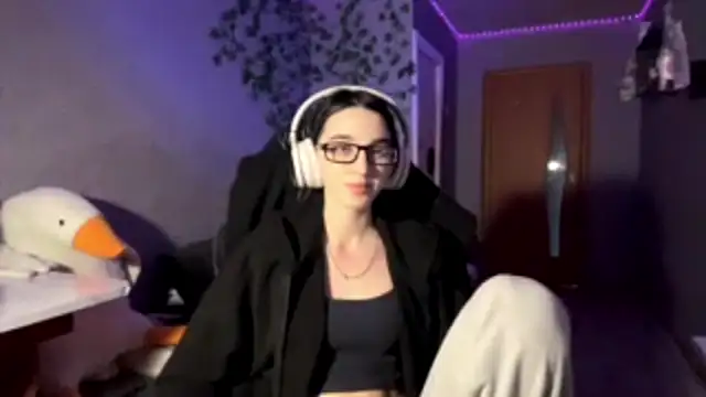 NightFoxxx online show from May 14, 1:06 pm