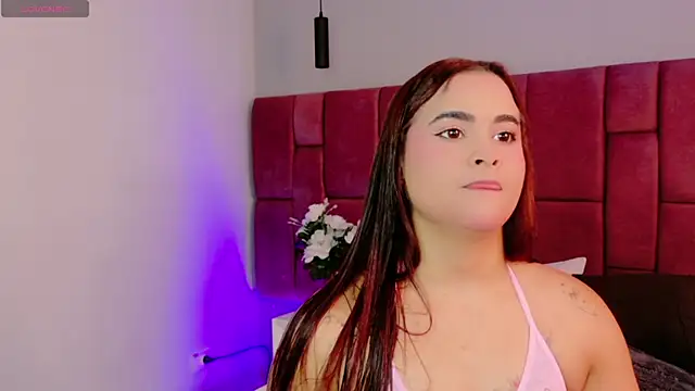 DulceeGarcia online show from August 3, 8:36 pm