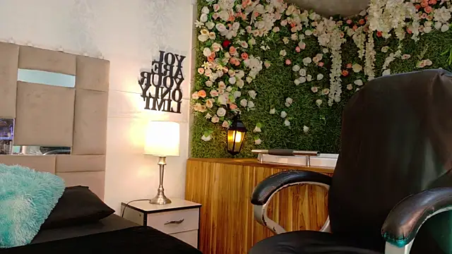 KarolFoxxi   online show from July 11, 9:26 pm