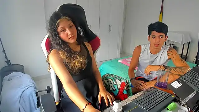 Motasandcalis online show from May 28, 9:56 pm