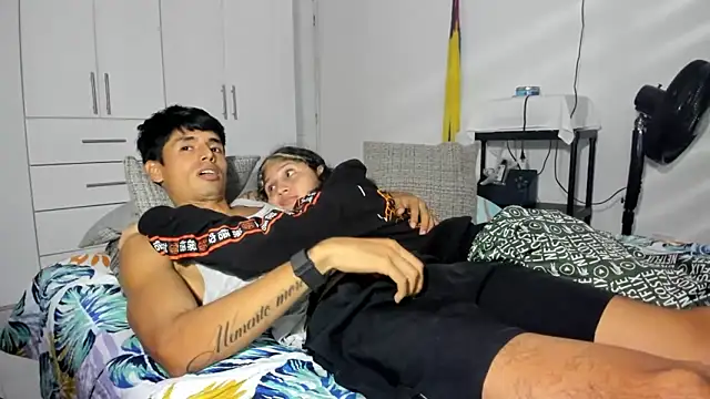 Motasandcalis online show from May 26, 1:38 am