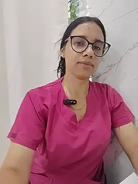 alanahot94 online show from July 14, 4:11 pm
