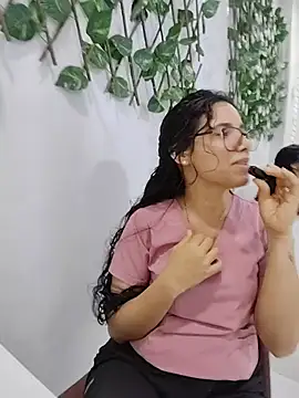 alanahot94 online show from July 11, 10:32 pm
