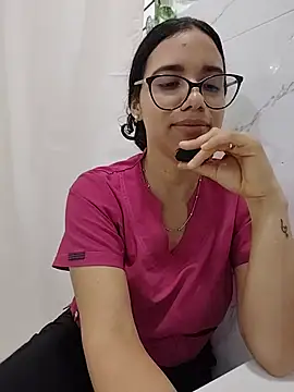 alanahot94 online show from July 5, 12:06 am