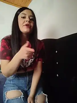 HollyMoon  online show from May 22, 4:49 pm