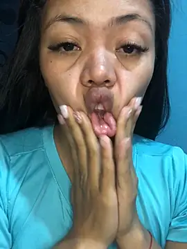 ChanellSweets online show from May 18, 9:59 am