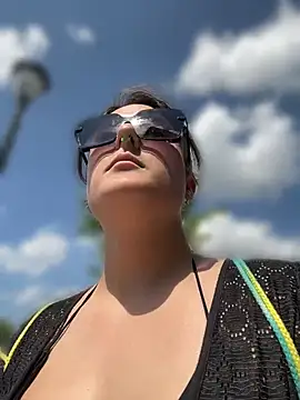 Hazel Haze online show from July 2, 8:15 pm