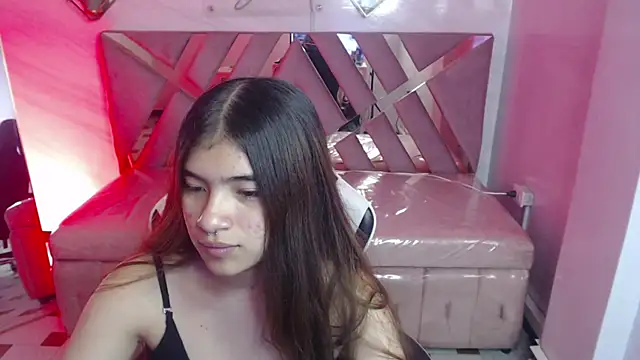 alesia v v online show from May 29, 3:26 am