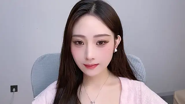  222Mia online show from May 29, 2:31 am