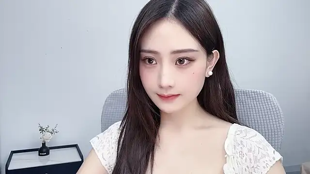  222Mia online show from May 24, 6:23 am