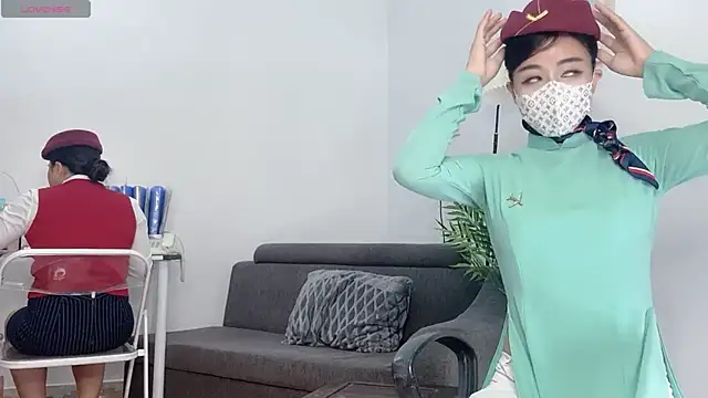 Mono-StewardessMysa online show from June 8, 7:20 am