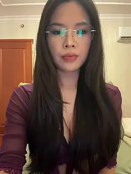 yy22111 online show from June 20, 3:37 pm