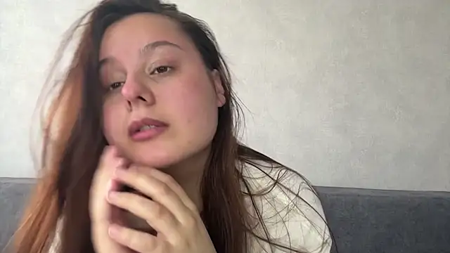 MaiaEnnist online show from May 17, 10:36 am