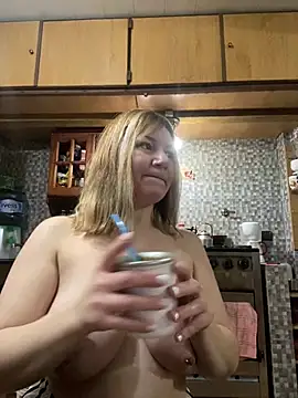 AllisonLove2 online show from August 5, 10:27 pm