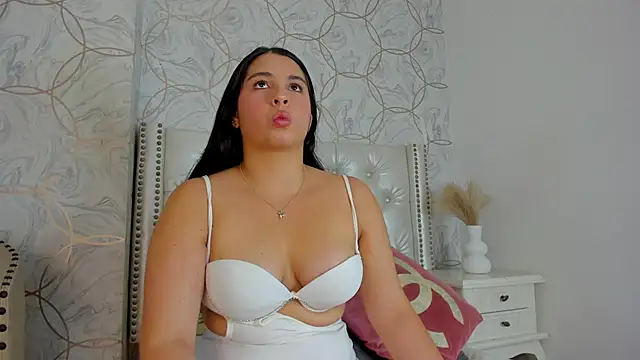 isa rose 7 online show from May 21, 7:23 pm