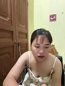 Lili 019 online show from May 21, 11:08 am