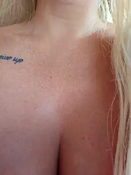 MILFBARBY online show from September 18, 7:40 am