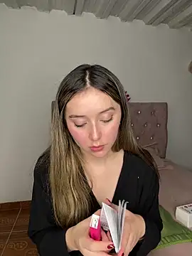 Sarisloves online show from May 21, 1:58 am