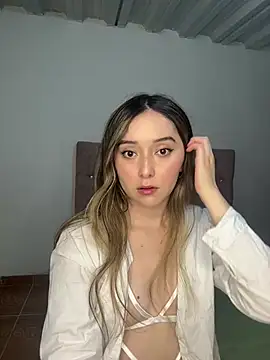 Sarisloves online show from May 26, 12:21 am