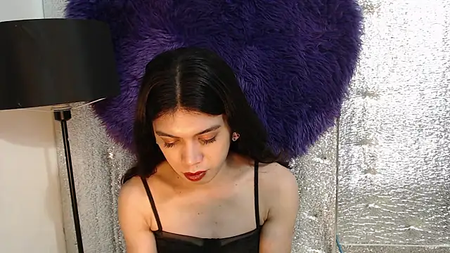 RoseAmarie online show from May 15, 6:21 pm