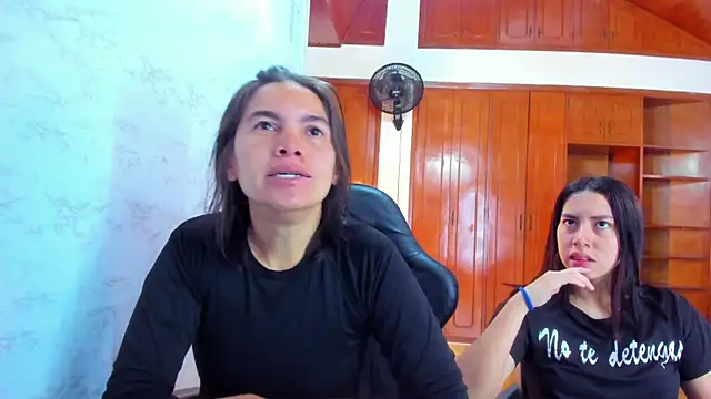 Soffy and Emily online show from July 25, 12:56 pm