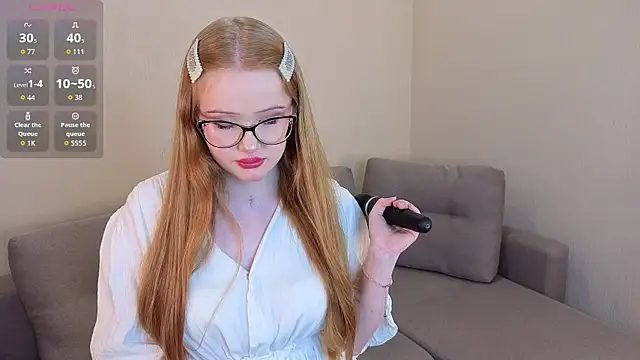 KarlaPasey online show from May 27, 4:26 pm