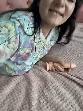 Lulu Lu online show from July 25, 1:40 pm