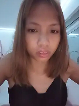 sweetpinayxxx online show from June 22, 4:37 pm