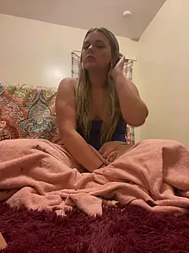 breebabexoxo online show from May 21, 7:39 am