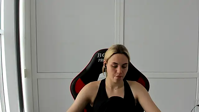 Emma starrs  online show from July 14, 11:48 am
