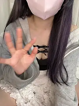 luna sleepy online show from May 29, 2:37 pm