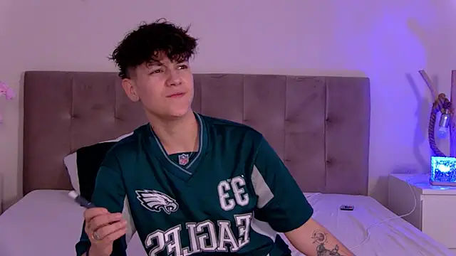 JessyAdoryx online show from July 28, 2:13 pm