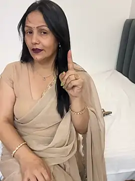 simmy14321 online show from July 28, 3:43 pm
