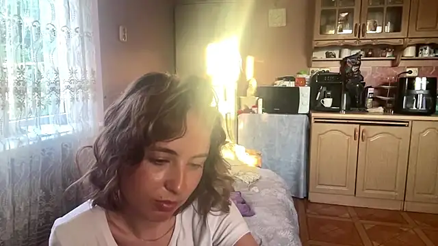 DaphneAmor online show from May 20, 5:10 pm