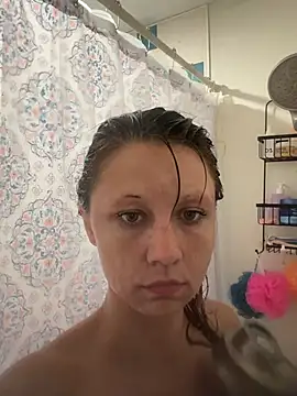 summernichole98 online show from July 30, 7:15 pm