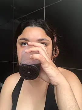 Cliaclara online show from June 11, 2:03 pm