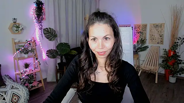 TrasyMorris online show from June 1, 4:14 am
