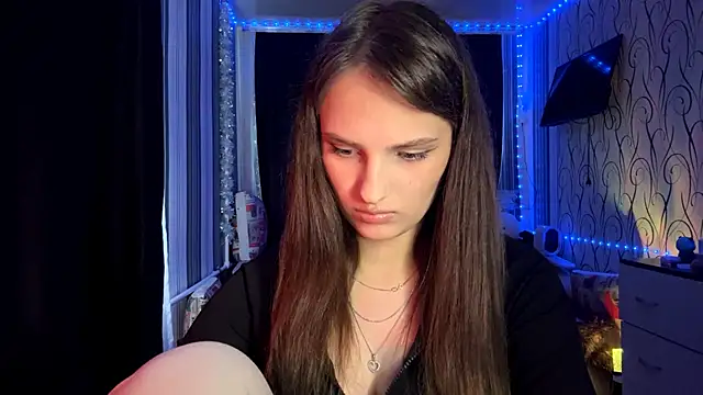 Jensenlove online show from May 18, 12:00 pm