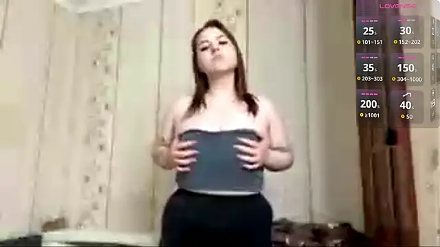 JacquilineSolazar online show from May 23, 2:26 pm