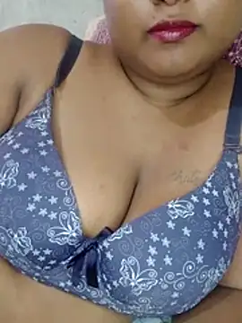 Rishwana77 online show from July 29, 2:55 am